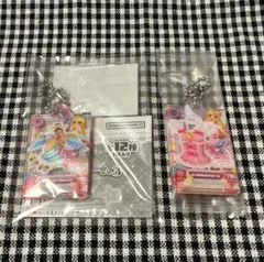 アイカツ　星宮いちご　ガチャガチャ　キーホルダー