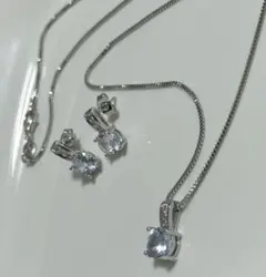 高級モアサナイトダイヤ 2セット★ 大特価 シルバー925 ネックレスとピアス