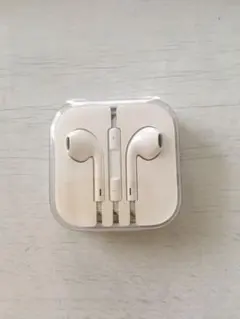 新品未使用　iPhone　イヤホン　3.5mm　コネクター型　有線イヤホン
