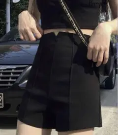 Honeyspot ソリッド ハイウェスト ジップバッグ ショートパンツ