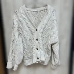 アイボリー ケーブルニットカーディガンM