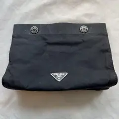 PRADA ブラックナイロンポーチ