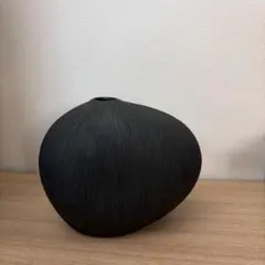 黒 ブラック フラワーベース 花瓶 卵型