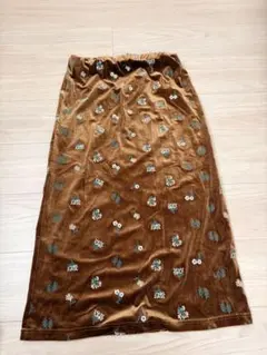 新品未使用　チャオパニックティピー　ブラウンの刺繍入りベロアスカート Sサイズのサムネイル