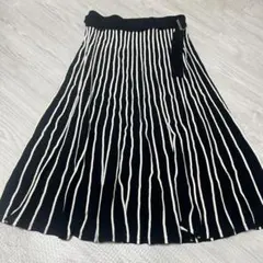 any SIS 黒と白のストライプ プリーツスカート プリーツ　オンワード