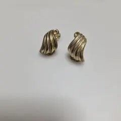 Monet　イヤリング　ゴールドカラー　ヴィンテージ　モネ