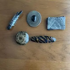 ブローチ　5点