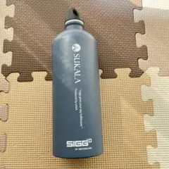 SIGG 水筒 SUKALA ヨガボトル アルミボトル 軽量 美品のサムネイル