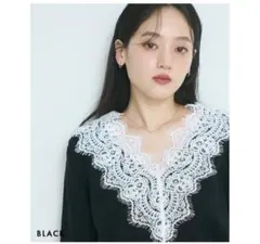 BASEMENT online Vネックレースニット ブラック