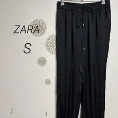 625【ザラ】良品　ウエストゴム　光沢感　カジュアルパンツ ブラック　S