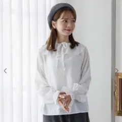 flower＊ruffled collar blouseラッフルドカラーブラウスのサムネイル