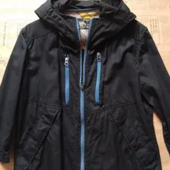 マウンテンパーカー 黒/青　美品