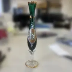 Item thumbnail for item f2d69f03-7ff8-40ef-9c77-9ea3afe61b04