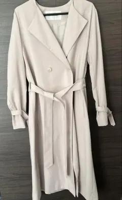 ライトベージュ トレンチコート