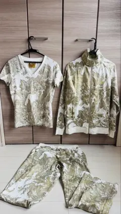 ドレスキャンプ セットアップ ジャージ 3点 M Lのサムネイル