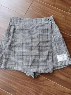 チェック柄ラップスカート