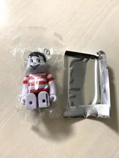 ベアブリック51　マテルボーイ　シークレット