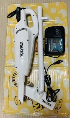 Makita スティッククリーナー本体 充電器付きモデルCL107FD used