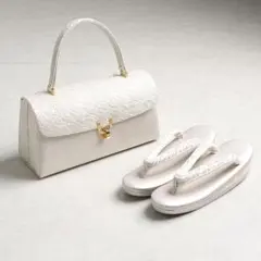 【新品】草履バッグ　 草履23.5cm ローブデコルテ かぶせタイプ 03717