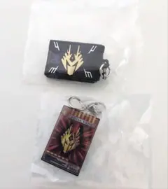 仮面ライダー龍騎　めじるしアクセサリーチャーム　2点セット