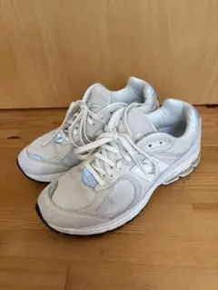 ニューバランス スニーカー 2002R