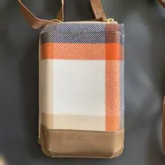 BLUE LABELスマホショルダー