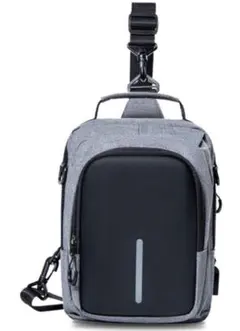 ボディバッグ ショルダーバッグ 斜めがけ iPadmini収納可