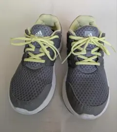 adidas アディダス cloudfoam スニーカー 23.0㎝