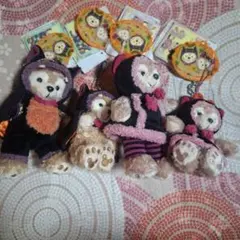 ダッフィーシェリーメイハロウィンぬいぐるみバッジ＆キーチェーン