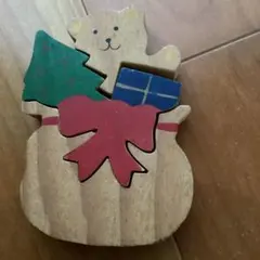 木製クマとクリスマスモチーフ　パズル　インテリア置物