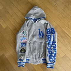 Dodgers パーカー フルジップ リバーシブル　グレー 青