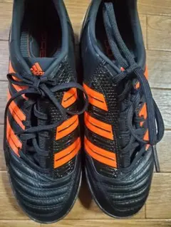 アディダス プレデターアブソラド TRX TF（ブラック×オレンジ)