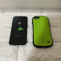 Apple iPhone 8 ブラック 黒　本体 64GB