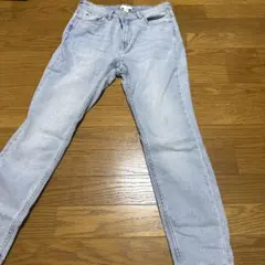 ライトブルー ストレートパンツ