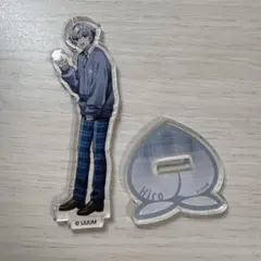 カラフルピーチファミマコラボアクリルスタンド　ヒロ