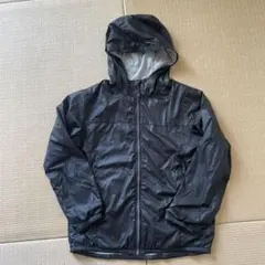 ユニクロ　ナイロンジャンパー　150