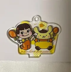 不二家 ペコちゃん サンリオ アクリルスタンド キーホルダー ポムポムプリン
