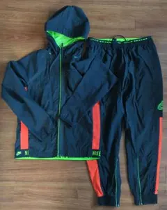 NIKE 上下セットアップ　上:S　下:L 黒　赤　イエロー