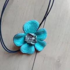 Item thumbnail for item 6e6cff7a-05a7-4dee-8e8c-8a4a04e0cbe2