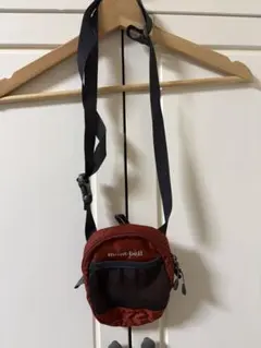 美品 mont-bell アウトドアポーチ 赤
