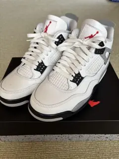 Air Jordan 4 Retro “White Cement” 2025のサムネイル