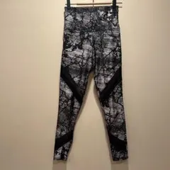 【ONZIE】ピラティス・ヨガ・フィットネスレギンス