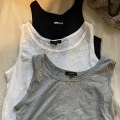 コムサ タンクトップ 3枚セット ストーン装飾付き