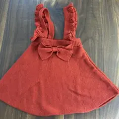 赤いニットスカート