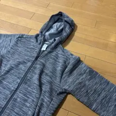 adidas アディダス　グレー　ジップアップ　パーカー　Ｓ