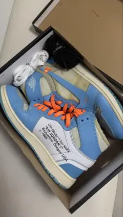 エアジョーダン スニーカー ライトブルー