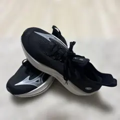 Mizuno Neo Vista ランニングシューズ ブラック