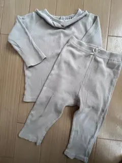 コトリ　ベージュ リブ編み トップスとパンツセット