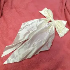 ホワイト ビッグリボン 髪飾り ヘッドドレス 大きめ 結婚式 パーティー 発表会