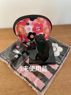 マリークアント　ポーチ　ミラー　ハンカチ　3点セット　未使用